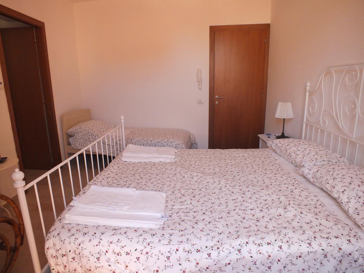 Bed and Breakfast Il Torrione Ези Экстерьер фото